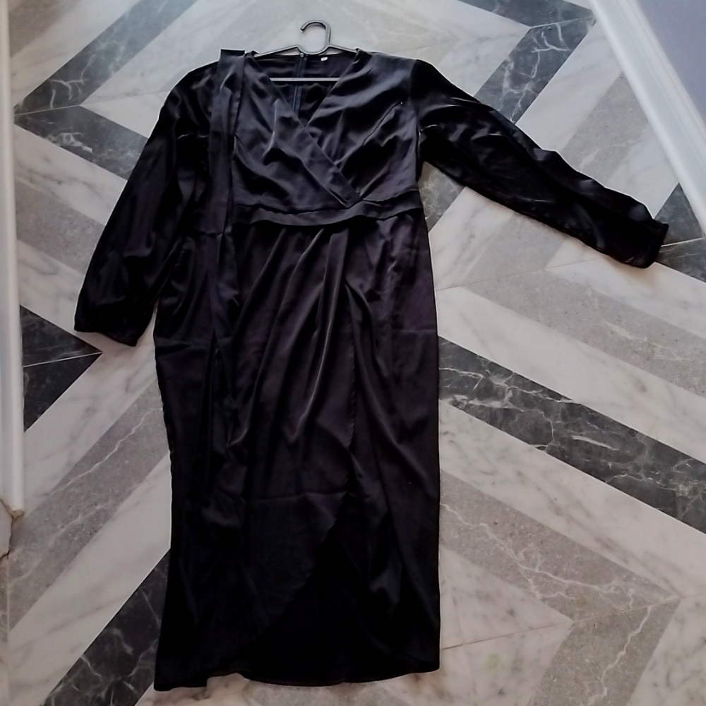 Satin XL dress . Shop and bundle we have a lot cute XL dresses